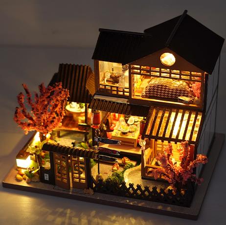 DIY Dollhouse Kit